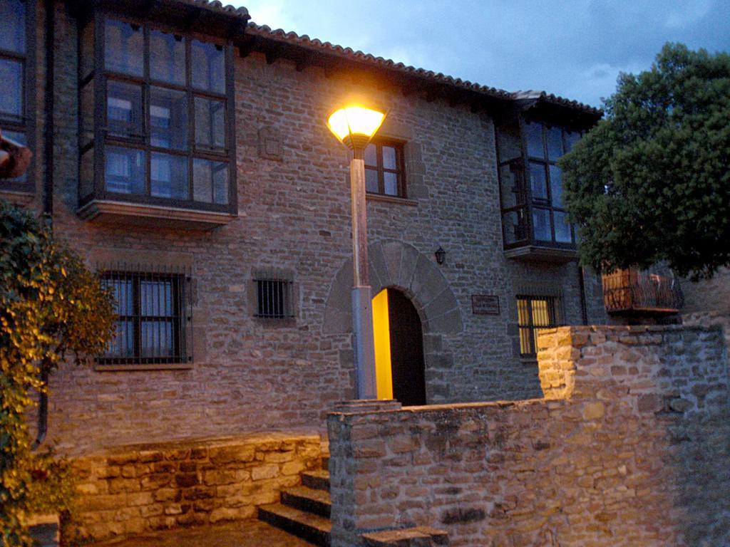 Hospederia Villa De Pintano Екстериор снимка